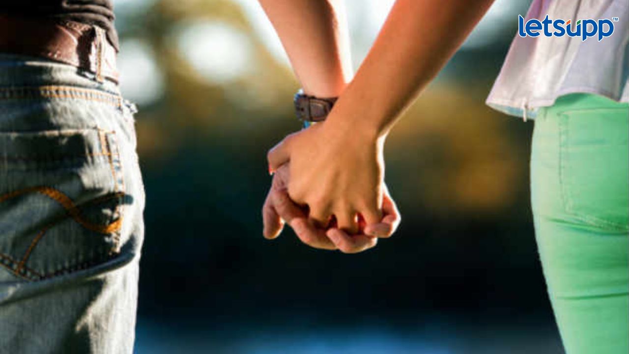 १८ वर्षांखालील मुलांनी ‘लिव्ह इन रिलेशनशिप’मध्ये राहणे अनैतिक आणि बेकायदेशीर; उच्च न्यायालयाचा निर्णय Untitled Design (100)