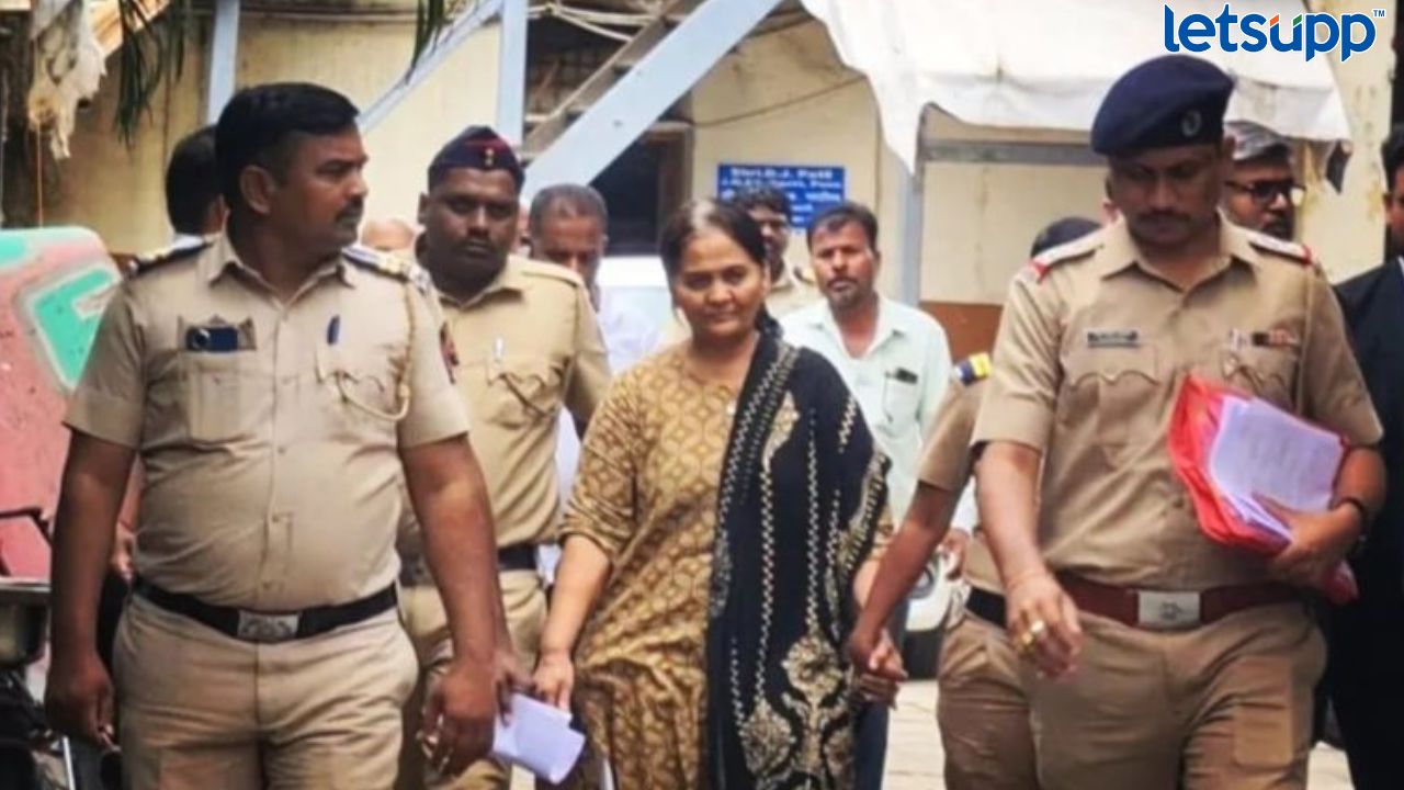 लाचखोर आयुक्त शैलजा दराडेला 12 ऑगस्टपर्यंत पोलीस कोठडी, 44 जणांची कोट्यावधींची फसवणूक Untitled Design (2)