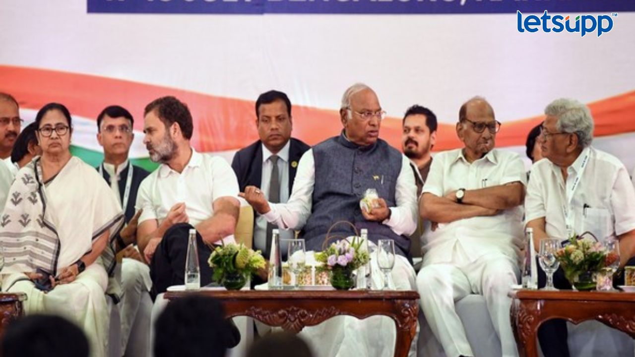 ‘इंडिया’च्या मुंबई होणाऱ्या बैठकीच्या तारखांमध्ये बदल, आता ‘या’ तारखेला होणार बैठक Untitled Design 2023 08 04T225354.296