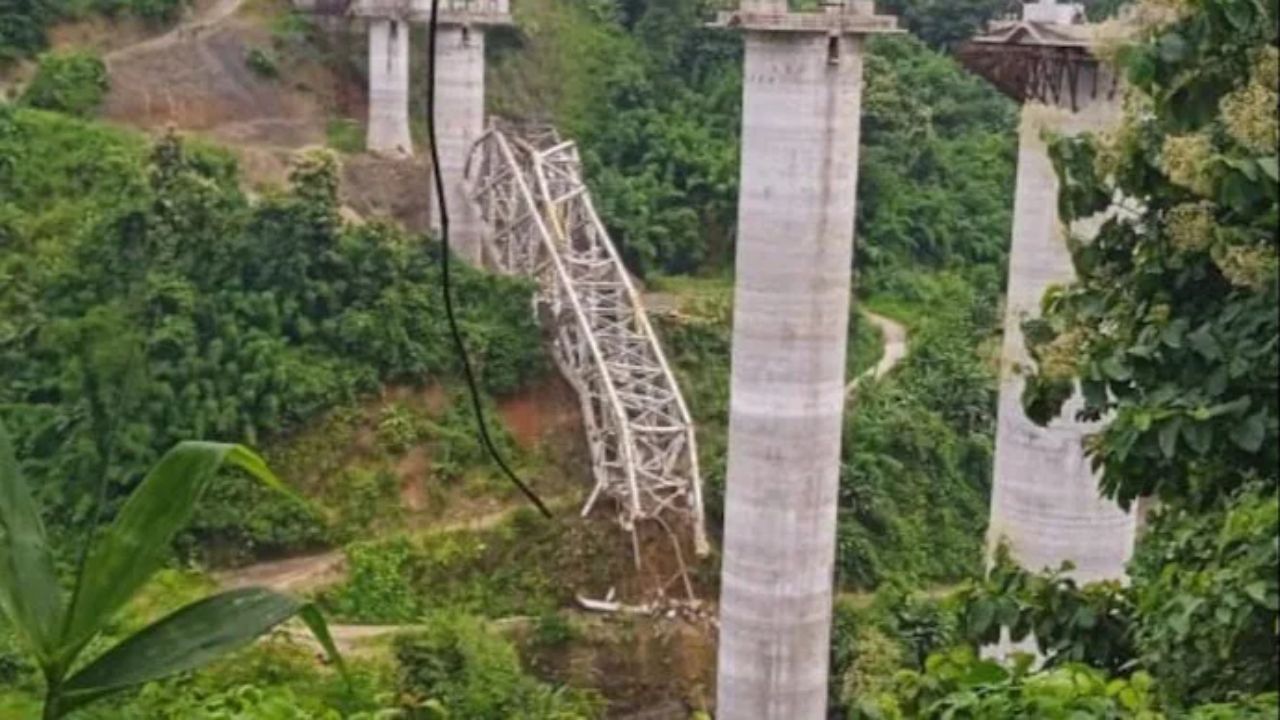 मिझोरममध्ये मोठा अपघात! निर्माणाधिन रेल्वे पूल कोसळून 17 जणांचा मृत्यू, अनेक बेपत्ता Railway Pool