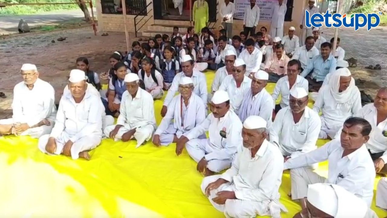 Maratha Reservation : मनोज जरांगेंनंतर कोपर्डीतही आंदोलकांची तीच भूमिका…