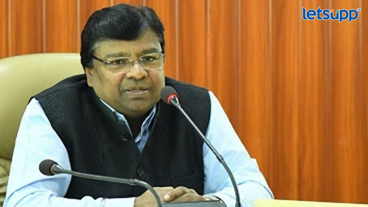 MPSC Chairman : महाराष्ट्र लोकसेवा आयोगाच्या अध्यक्षपदी दिलीप पांढरपट्टे यांची नेमणूक ! Sana Khan (1)
