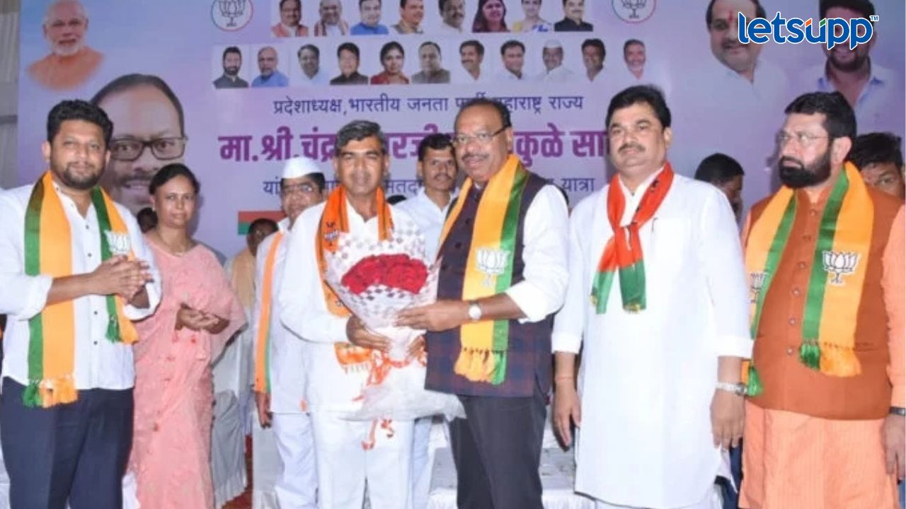 आधी मुलगा आता वडील भाजपमध्ये, शेळके कुटुंब फुटले; बाळासाहेब थोरातांना धक्का Untitled Design 2023 09 25T144249.682