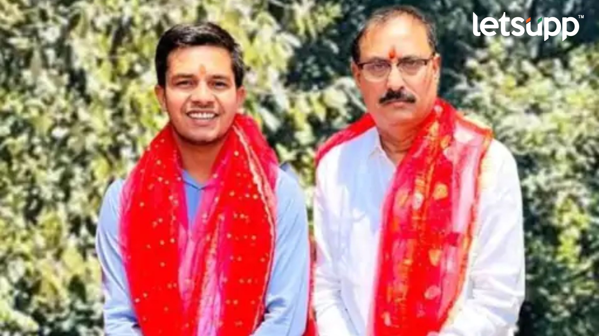 “तु भेटायला ये, नाहीतर….” : मैत्रिणीला व्हिडीओ कॉल करुन तरुणाने आमदाराच्या घरातच घेतला गळफास Yogesh Shukla