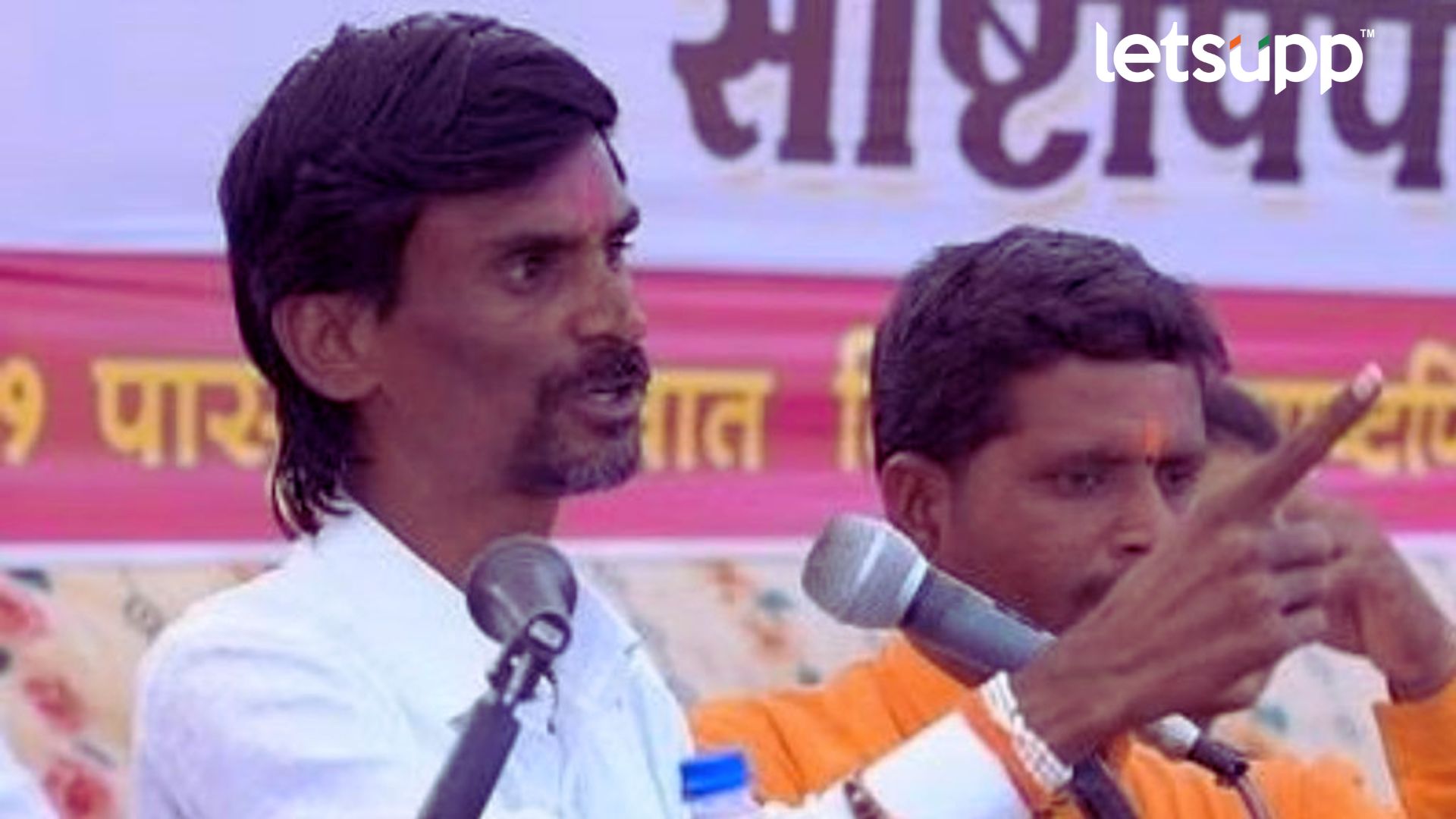 Maratha Reservation : मराठ्यांनो, छगन भुजबळला ताकद देऊ नका; जरांगे पाटलांनी साधला निशाणा Manoj Jarange