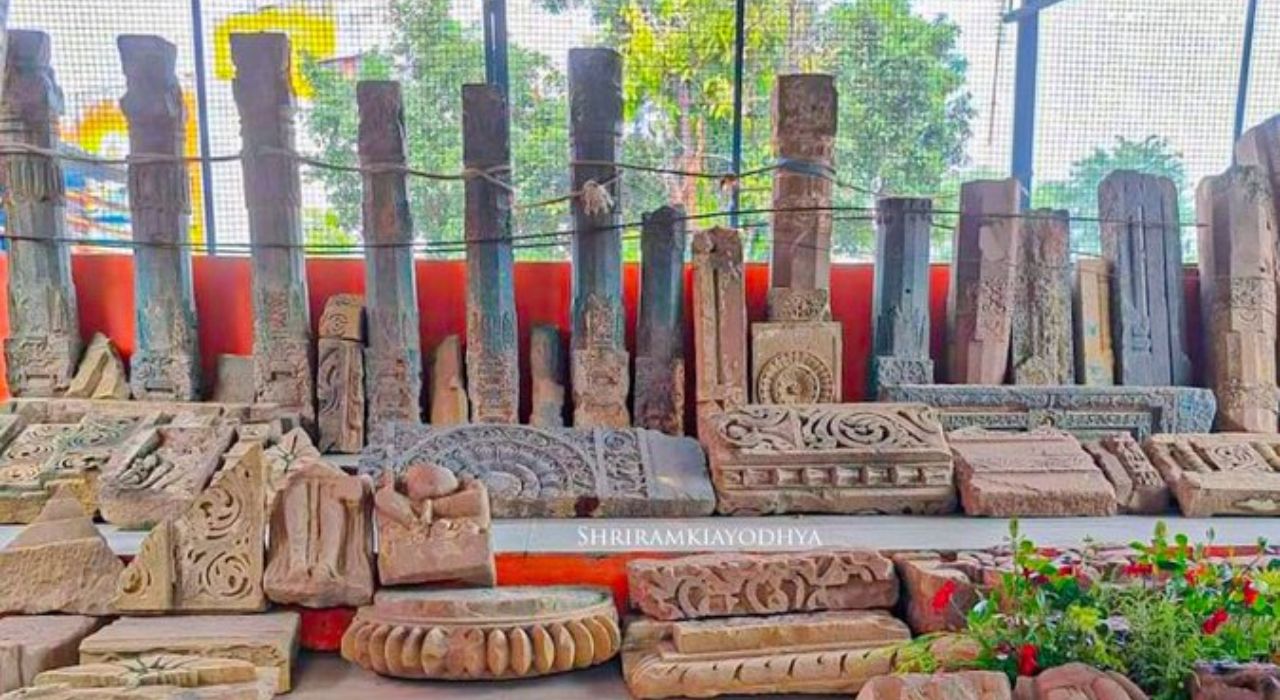 Ram Mandir : राम जन्मभूमी परिसरात आढळले पुरातन अवशेष; मूर्ती अन् प्राचीन स्तंभ Ram Mandir