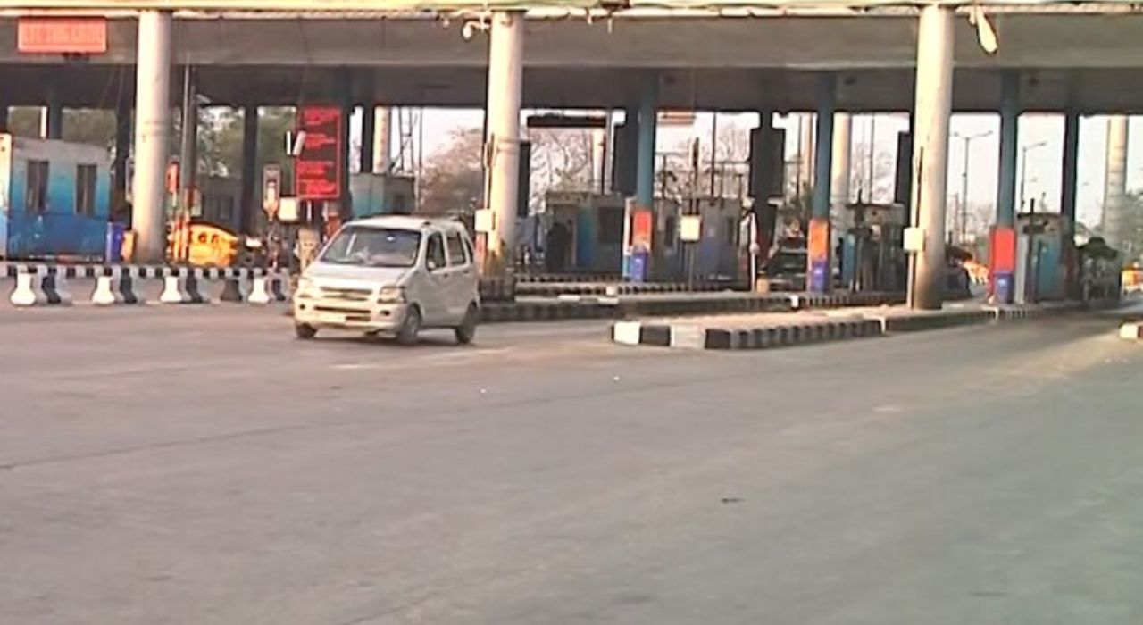 आता टोल नाक्यावरील कर्मचारीही म्हणणार ‘प्लीज’ अन् ‘थँक यू’, वाद टाळण्यासाठी NHAI चा खास निर्णय Toll Plaza