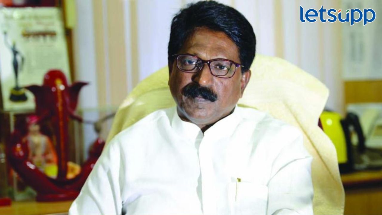 भाजप हा शेतकरी विरोधी पक्ष, ‘शासन तुमच्या दारी’ला गर्दी जमवण्यासाठी कर्मचाऱ्यांवर सक्ती; ठाकरे गटाची टीका भाजप हा शेतकरी विरोधी पक्ष, 'शासन तुमच्या दारी'ला गर्दी जमवण्यासाठी कर्मचाऱ्यांवर सक्ती; ठाकरे गटाची टीका