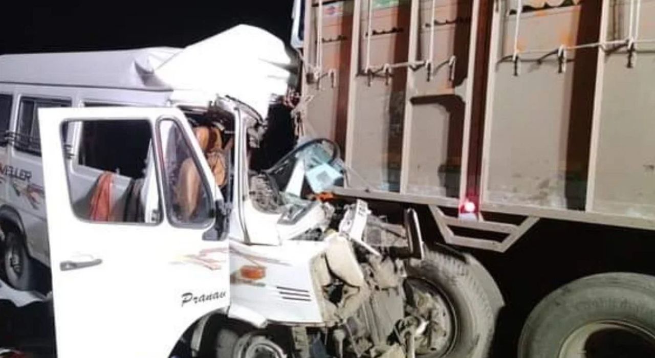 Samruddhi Mahamarg Accident : PM मोदी, CM शिंदेंकडून शोक व्यक्त; मृतांना शासकीय मदत जाहीर Accident