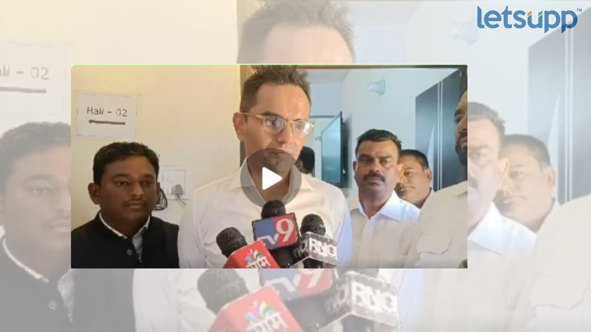 Video : ‘आय विश’ म्हणत राज्यातील ड्रग्ज कारवाईत समीर वानखेडेंची एन्ट्री; फडणवीसांवरही केले भाष्य आय विश म्हणत राज्यातील ड्रग्ज कारवाईत समीर वानखेडेंची एन्ट्री