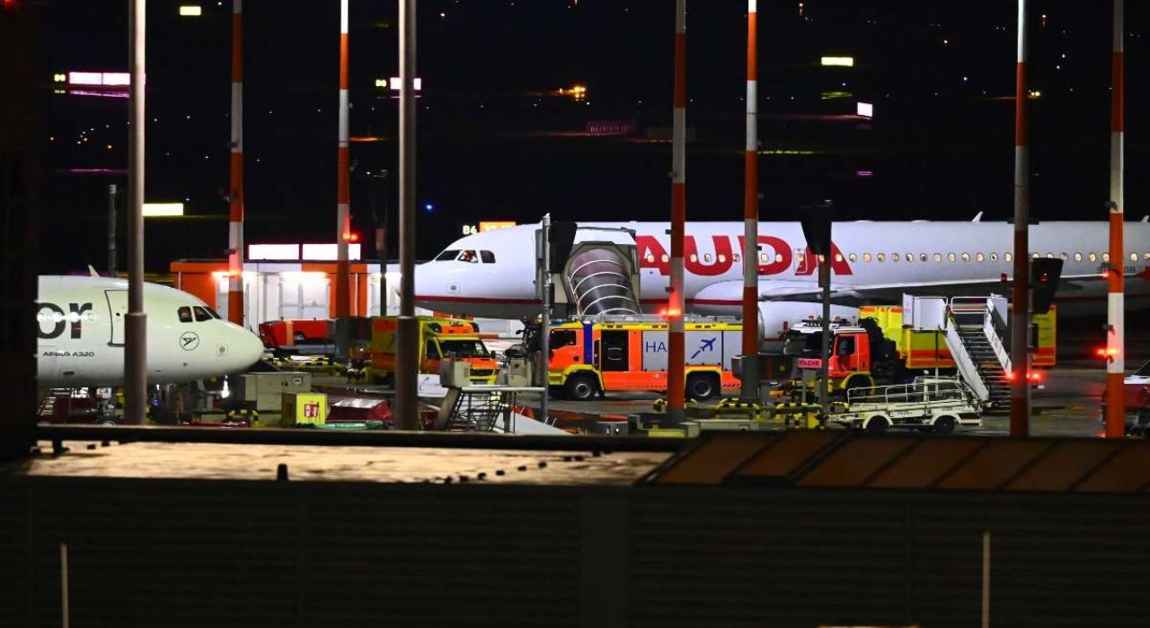 Hamburg Airport : जर्मनीतील विमानतळावर गोळीबार, जळत्या बाटल्या फेकल्या; उड्डाणे रद्द