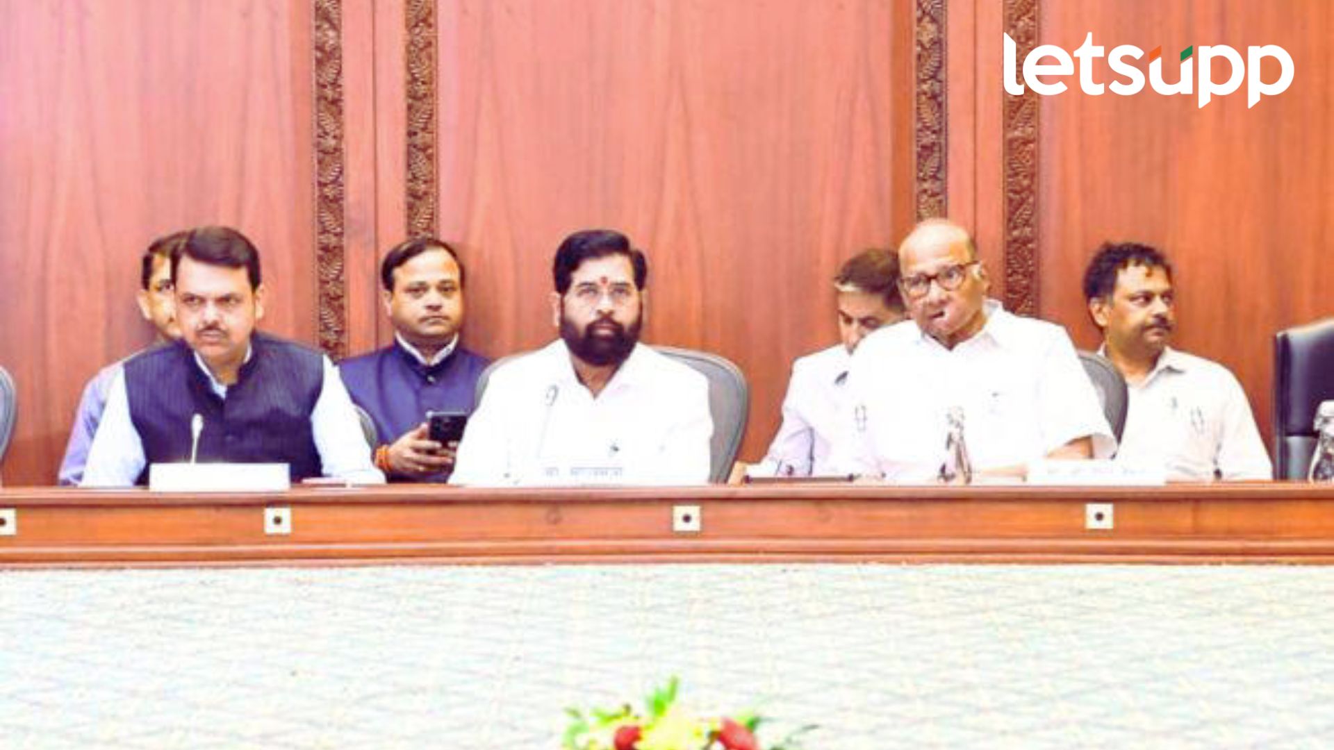 Maratha Reservation: मराठा आरक्षणाबाबतच्या सर्वपक्षीय बैठकीत नेमकं काय ठरलं? Maratha Reservation: मराठा आरक्षणाबाबतच्या सर्वपक्षीय बैठकीत नेमकं काय ठरलं?