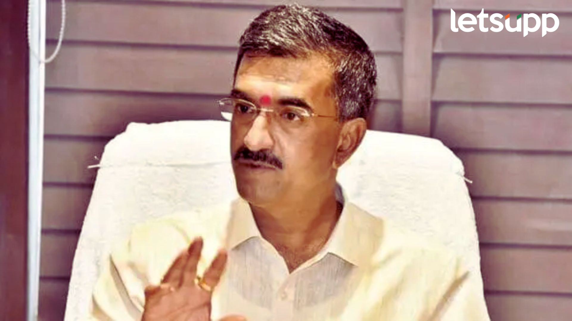 भुजबळांना भडक वक्तव्य करण्याची सवय; अजितदादांनी वेळीच लक्ष घालावं भुजबळांना भडक वक्तव्य करण्याची सवय; अजितदादांनी वेळीच लक्ष घालावं