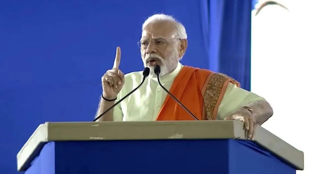 PM Modi उतरणार नाशिकच्या रस्त्यावर; रोड शोसाठी नाशिक शहराचे रूपडे पालटले