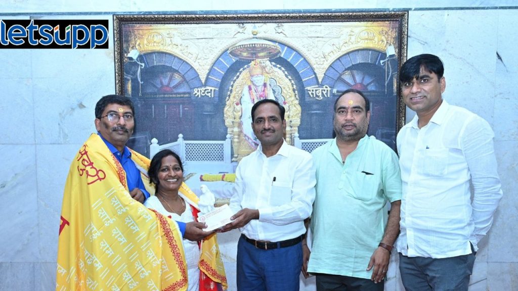 दिवाळीत भाविकांकडून साईचरणी दान !आंध्रप्रदेशमधील भक्ताकडून मोठी रक्कम