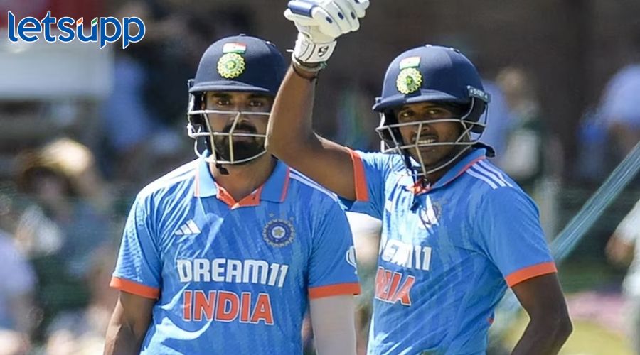 दुसऱ्या वनडेत टीम इंडियाची फलंदाजी ढेपाळली… आता गोलंदाजांवर मदार IND VS SA