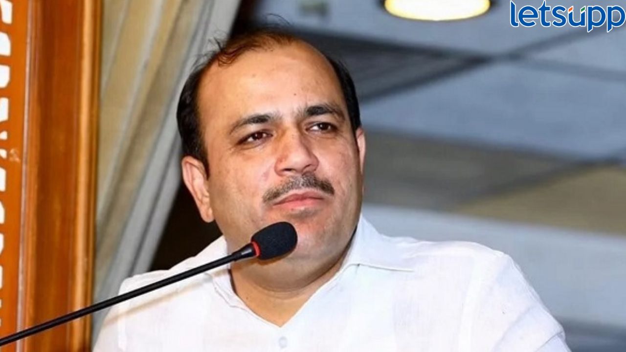 ‘होय तो गुन्हा मी केला…’; पक्षातून हकालपट्टी झाल्यानंतर दानिश अलींनी केलं ट्वीट 'होय तो गुन्हा मी केला...'; पक्षातून हकालपट्टी झाल्यानंतर दानिश अलींनी केलं ट्वीट