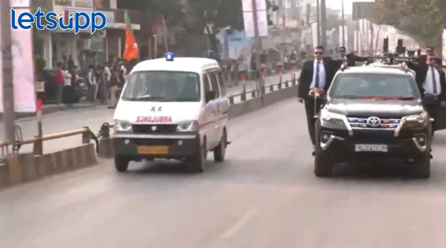 Video; पंतप्रधान नरेंद्र मोदींनी थांबवला ताफा, रुग्णवाहिकेला दिला रस्ता