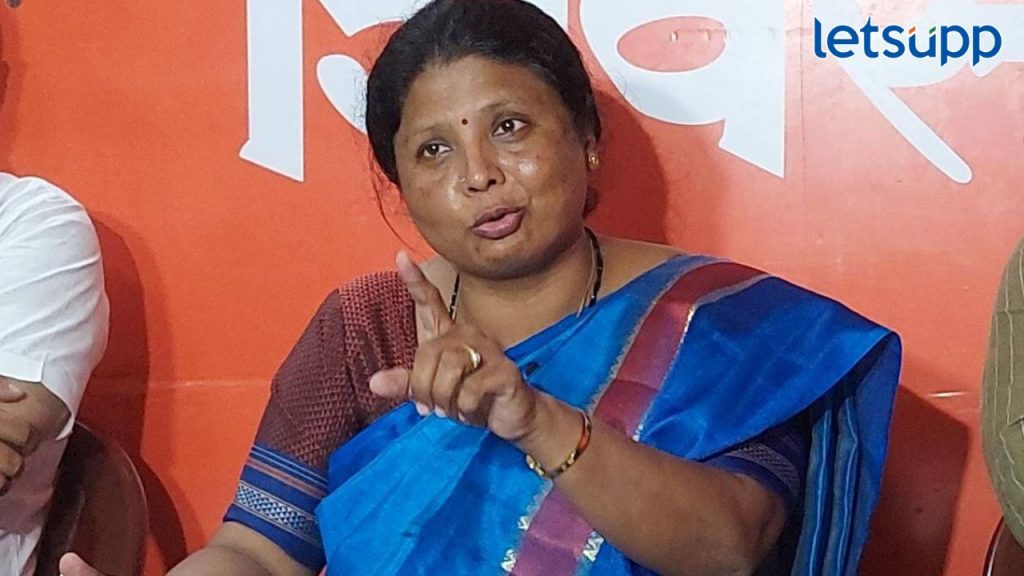 ठाकरेंची 'महापत्रकार परिषद' अन् भाजपचा जळफळाट; सूरज चव्हाणांना सुडबुद्धीने अटक : अंधारेंचे टीकास्त्र
