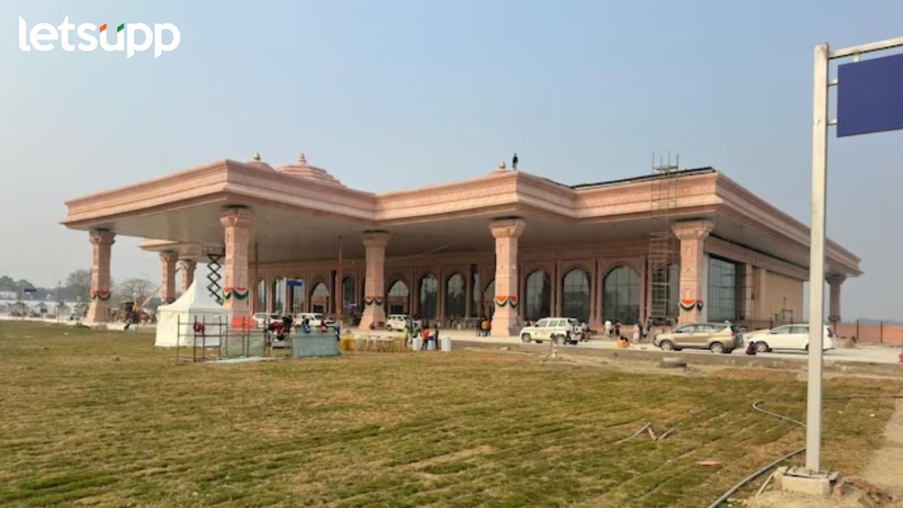 अयोध्या विमानतळाचं नाव बदललं; ‘महर्षी वाल्मिकी’ नावाने ओळखले जाणार Ayodya Airport