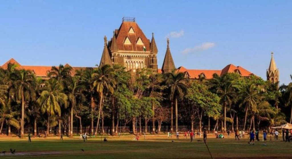 Mumbai : भिमा कोरेगाव प्रकरण: सामाजिक कार्यकर्ते नवलाखांना जामीन