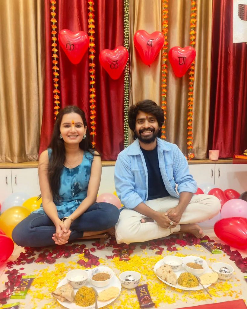 प्रथमेश परबची लगीनघाई! रिअल लाइफ प्राजूसोबत थाटात पार पडलं दगडूचं केळवण