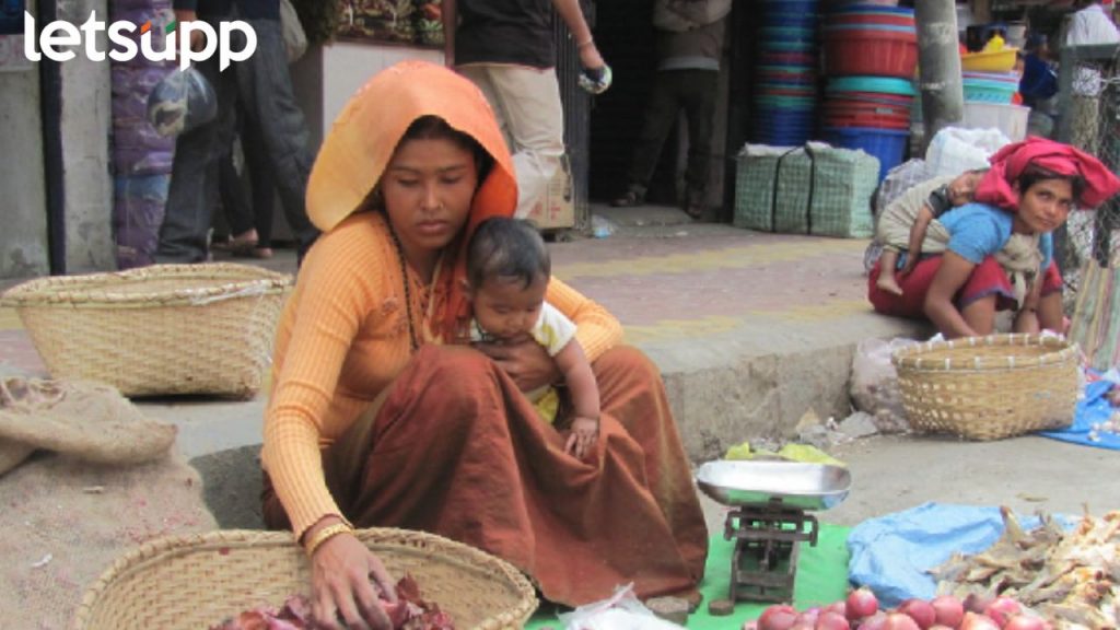 तीनपेक्षा जास्त अपत्ये असल्यास सरकारी योजनांपासून महिला राहणार वंचित, मुख्यमंत्र्यांची मोठी घोषणा