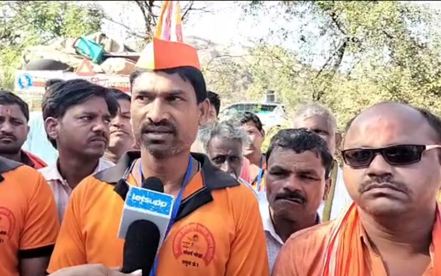 ‘आमचा सेनापती इमानदार, हरण्याची भीती नाही’; जरांगेंशी बंद दाराआड चर्चेनंतरही आंदोलकांना विश्वास Marath