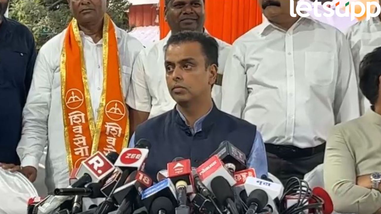 Milind Deora : काँग्रेस का सोडली? देवरा म्हणाले, काँग्रेस सोडताना भावूक झालो होतो पण.. Milind Deora : काँग्रेस का सोडली? देवरा म्हणाले, काँग्रेस सोडताना भावूक झालो होतो पण..