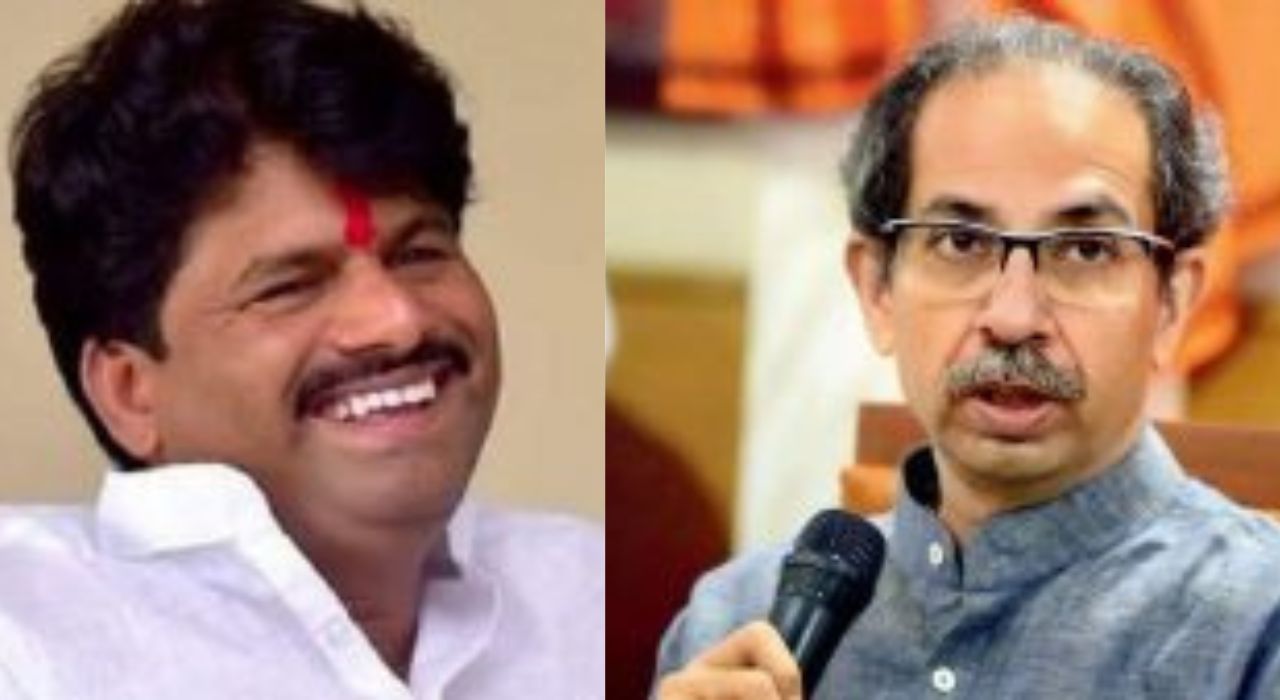 ‘मुख्यमंत्र्यांनी तुमच्यासारखे घरकोंबडा बनून राहायचे का?’ भाजप आमदाराचा ठाकरेंना खोचक सवाल 'मुख्यमंत्र्यांनी तुमच्यासारखे घरकोंबडा बनून राहायचे का?' भाजप आमदाराचा ठाकरेंना खोचक सवाल