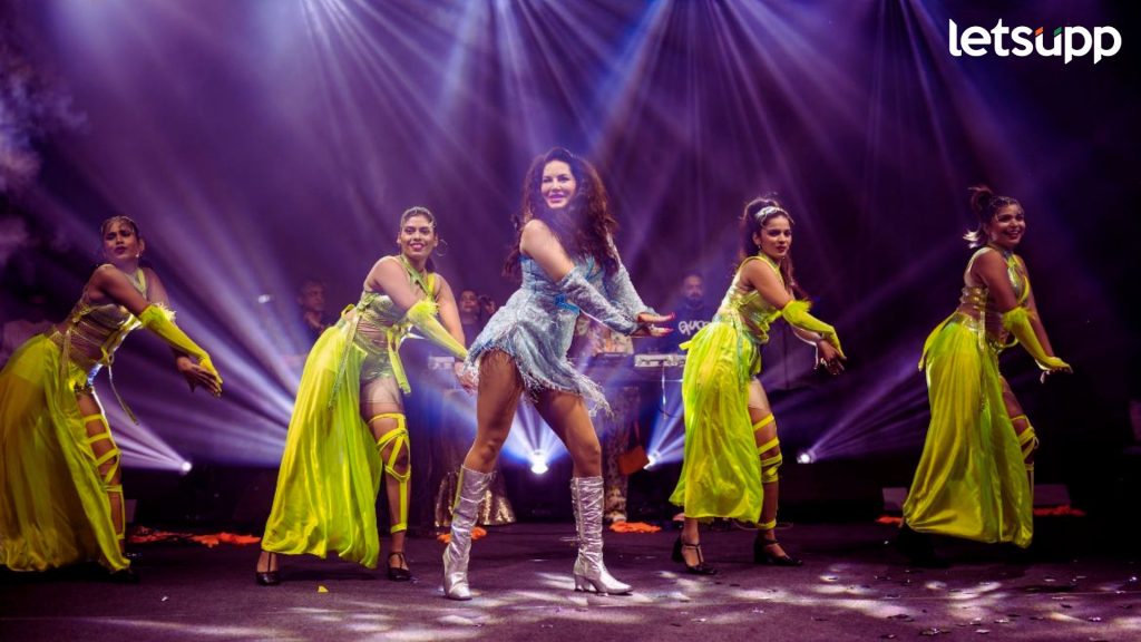 नवीन वर्षात सनी लिओनीचा परफॉर्मन्स पाहून प्रेक्षक झाले मंत्रमुग्ध, गाणं ऐकून व्हाल शॉक