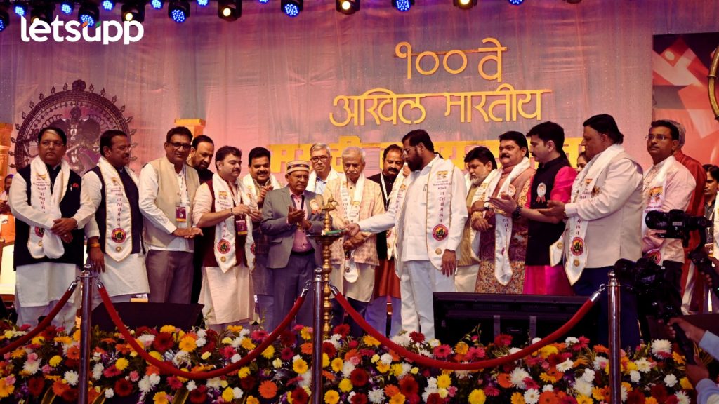 'मराठी रंगभूमीचे प्रश्न सोडविण्यासाठी शासन कटिबद्ध'; CM शिंदेची ग्वाही