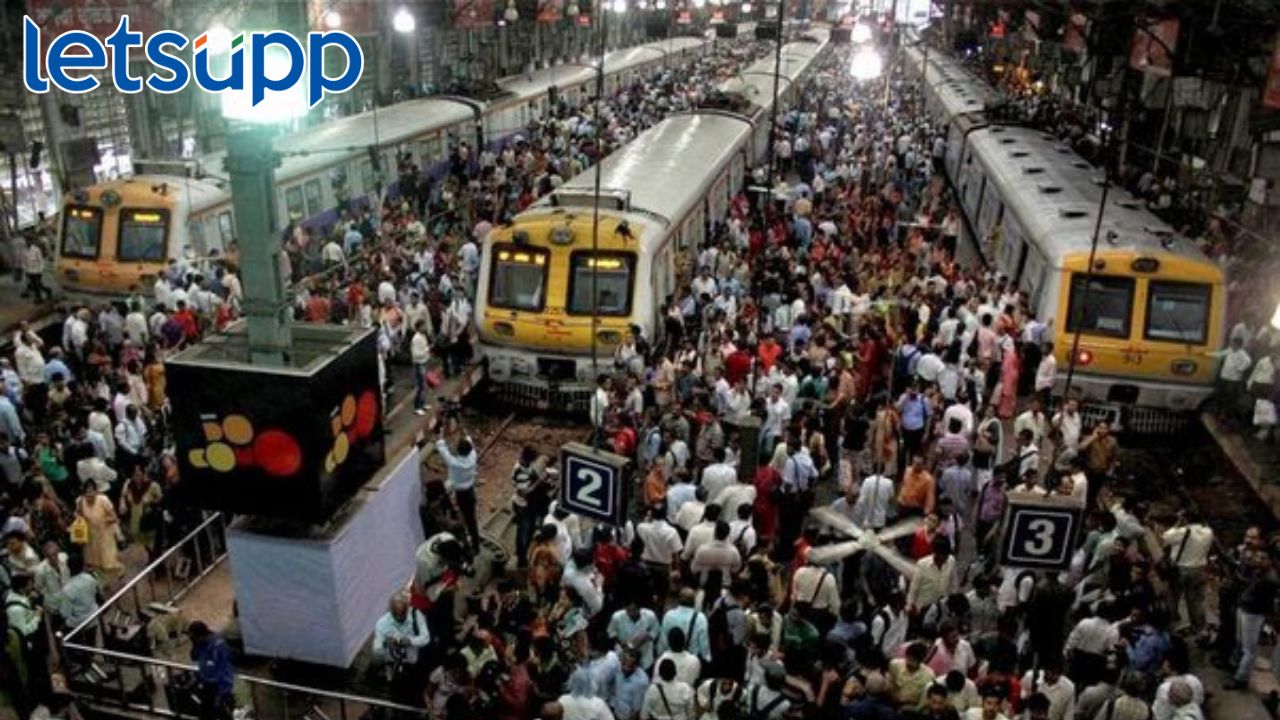 Mumbai Local Train : लोकोपायलटच्या असहकारने 84 लोकल गाड्या रद्द, प्रवाशांना मनस्ताप