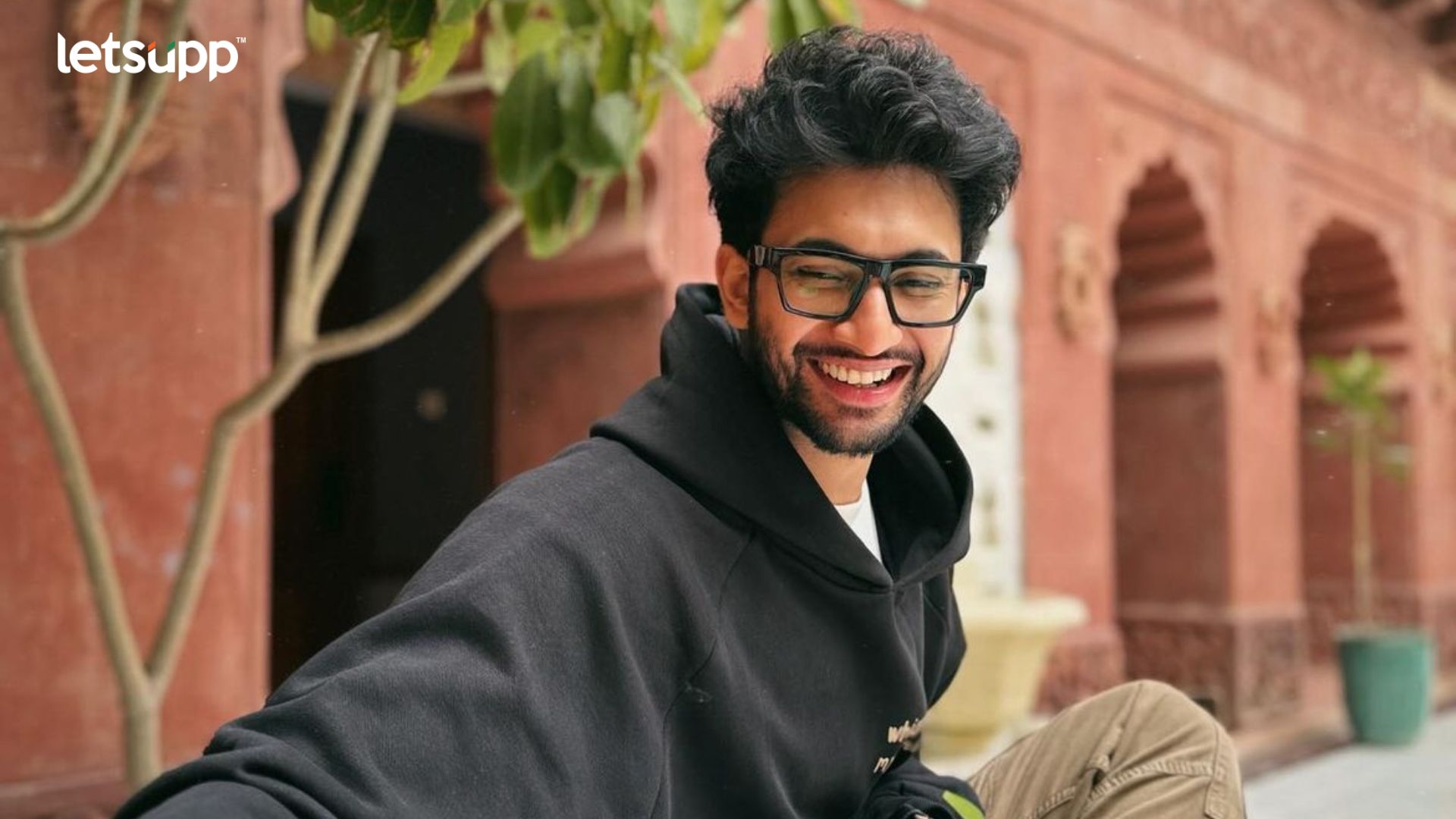 Rohit Saraf: रोहित सराफची राजस्थानच्या सांस्कृतिक समृद्धीची सफर पाहिलीत का? Rohit Saraf: रोहित सराफची राजस्थानच्या सांस्कृतिक समृद्धीची सफर पाहिलीत का?