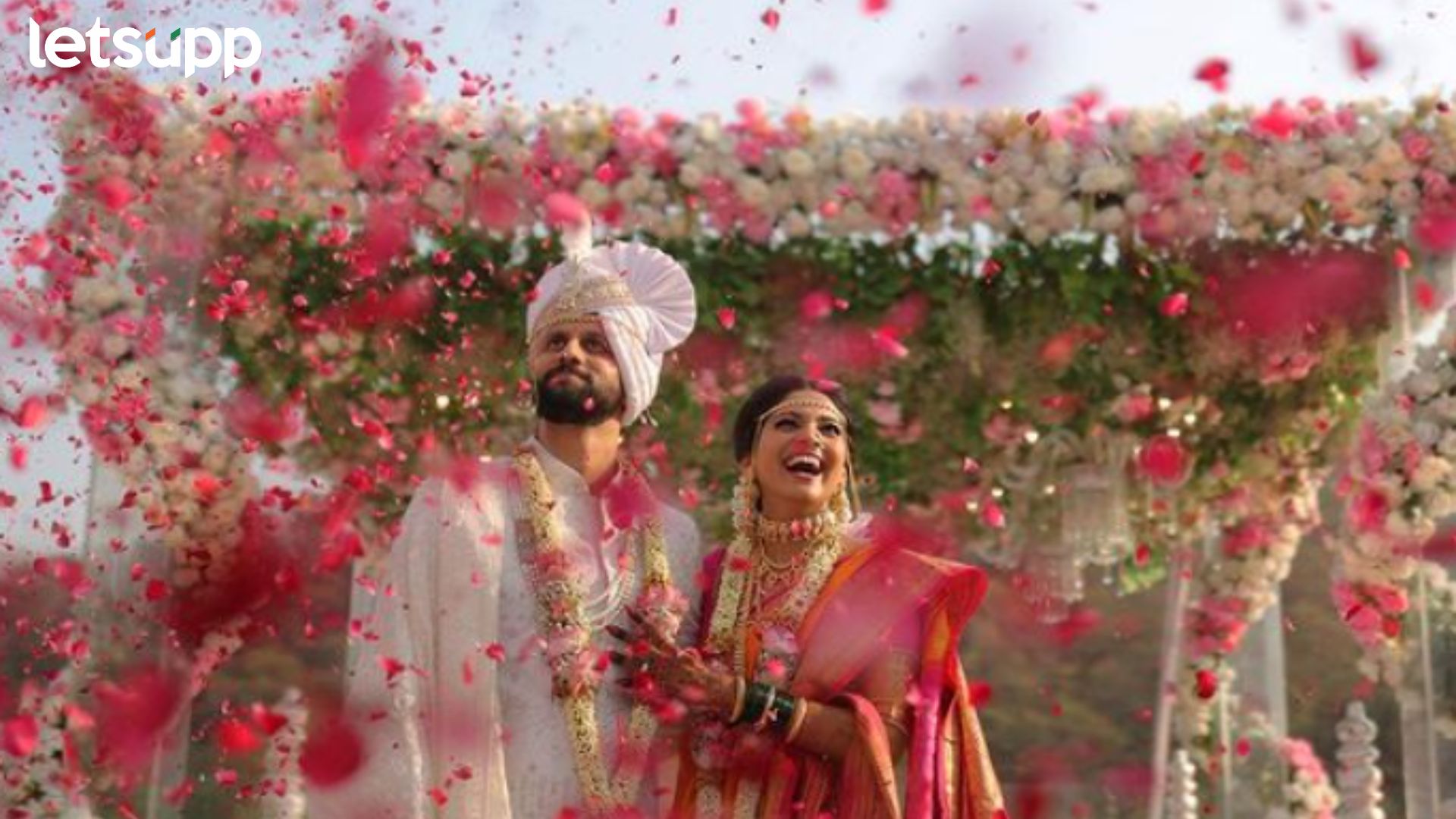 पूजा सावंतच्या शाही विवाहसोहळाचा थाट; अभिनेत्रीने शेअर केले खास क्षण, पाहा फोटो