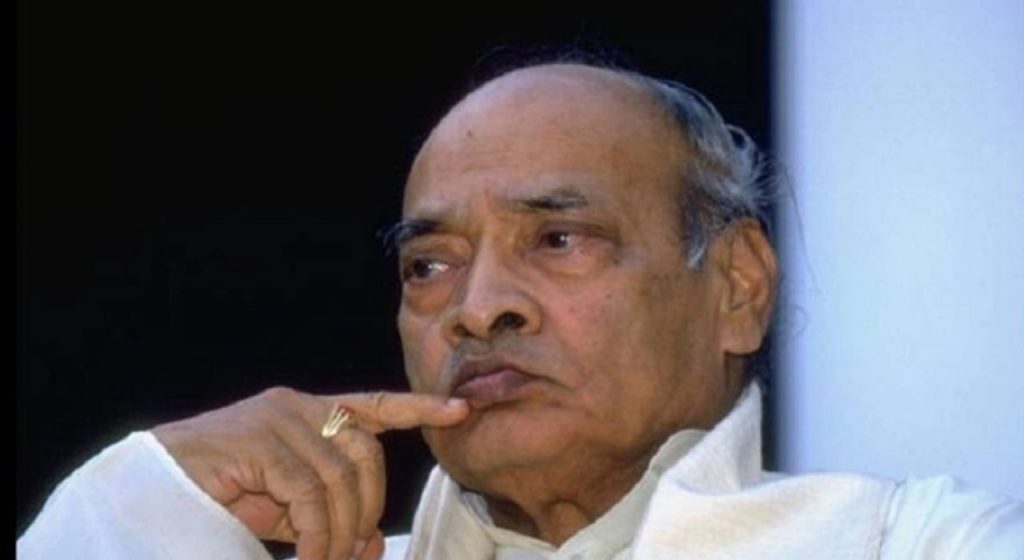 PV Narsimha Rao : 1990 चं दशक, संकटांचाच काळ; नरसिंहराव भारतासाठी ठरले संकटमोचक