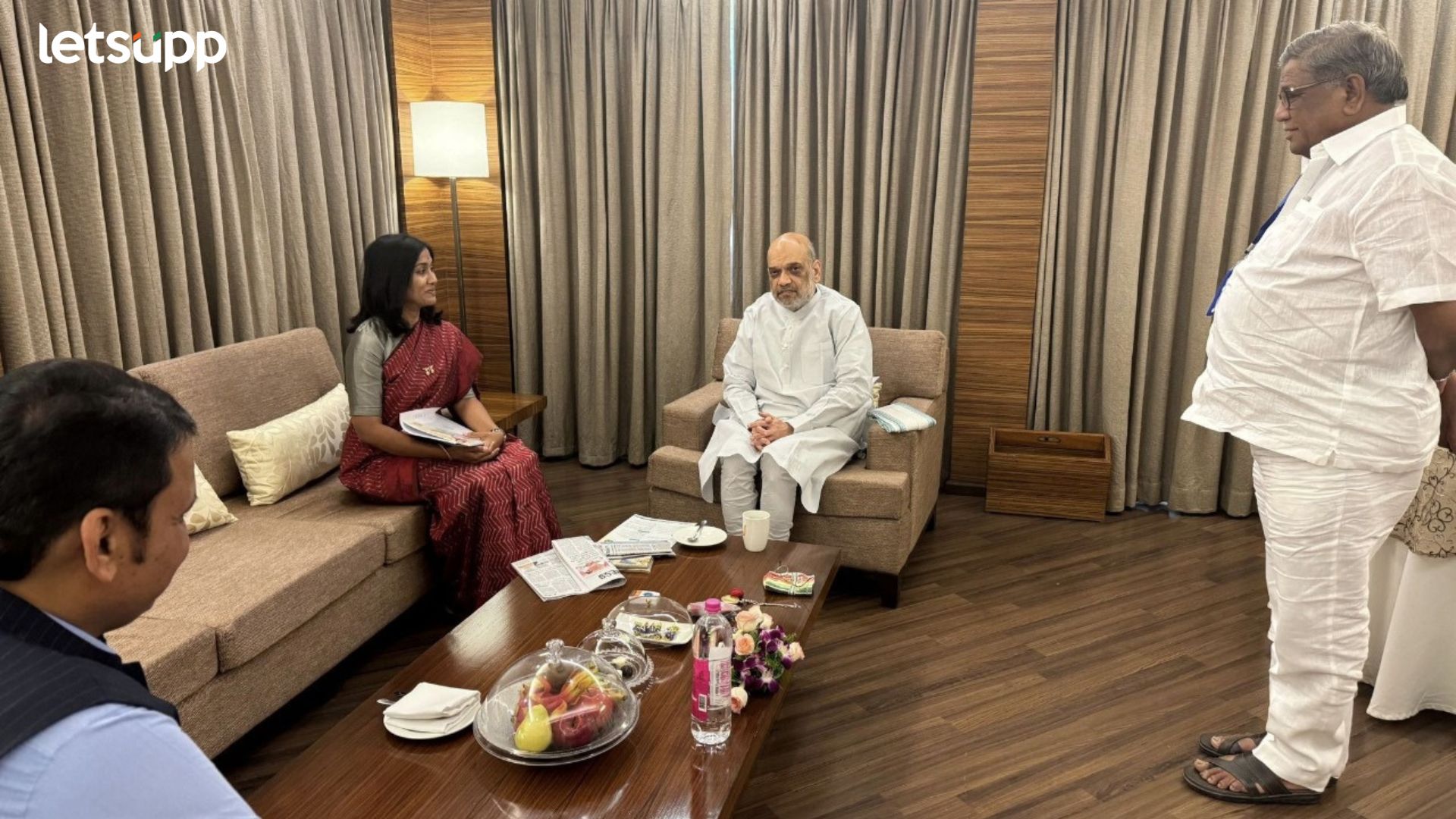 नांदेडच्या खासदारांची पहिली विकेट? डॉ. मीनल पाटील-खतगावकरांनी घेतली अमित शाहंची भेट Amit Shah