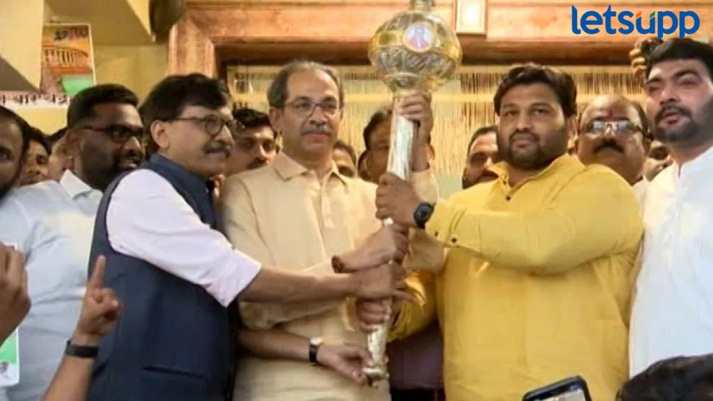 Uddhav Thackeray गदा आणि मशाल घेऊन एक मर्द दिल्लीत पाठवायचा; ठाकरे गटात येताच चंद्रहार पाटलांची थेट उमेदवारी जाहीर!