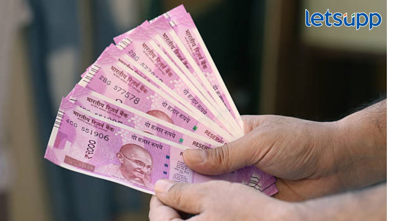 सरकारचं केंद्रीय कर्मचाऱ्यांना गिफ्ट! महागाई भत्त्यात 4 टक्के वाढ… Untitled Design