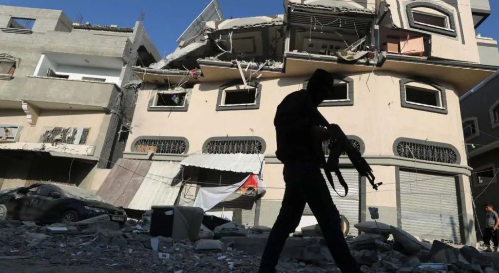 Israel Attack : दहशतवादी समजून निर्वासितांच्या छावण्यांवर इस्त्रायलचा स्ट्राईक; 11 ठार