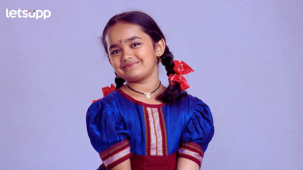 अवखळ इंदूच्या भेटीसाठी महाराष्ट्र आतूर, 'इंद्रायणी'च्या शीर्षकगीताला रसिकांची प्रचंड दाद