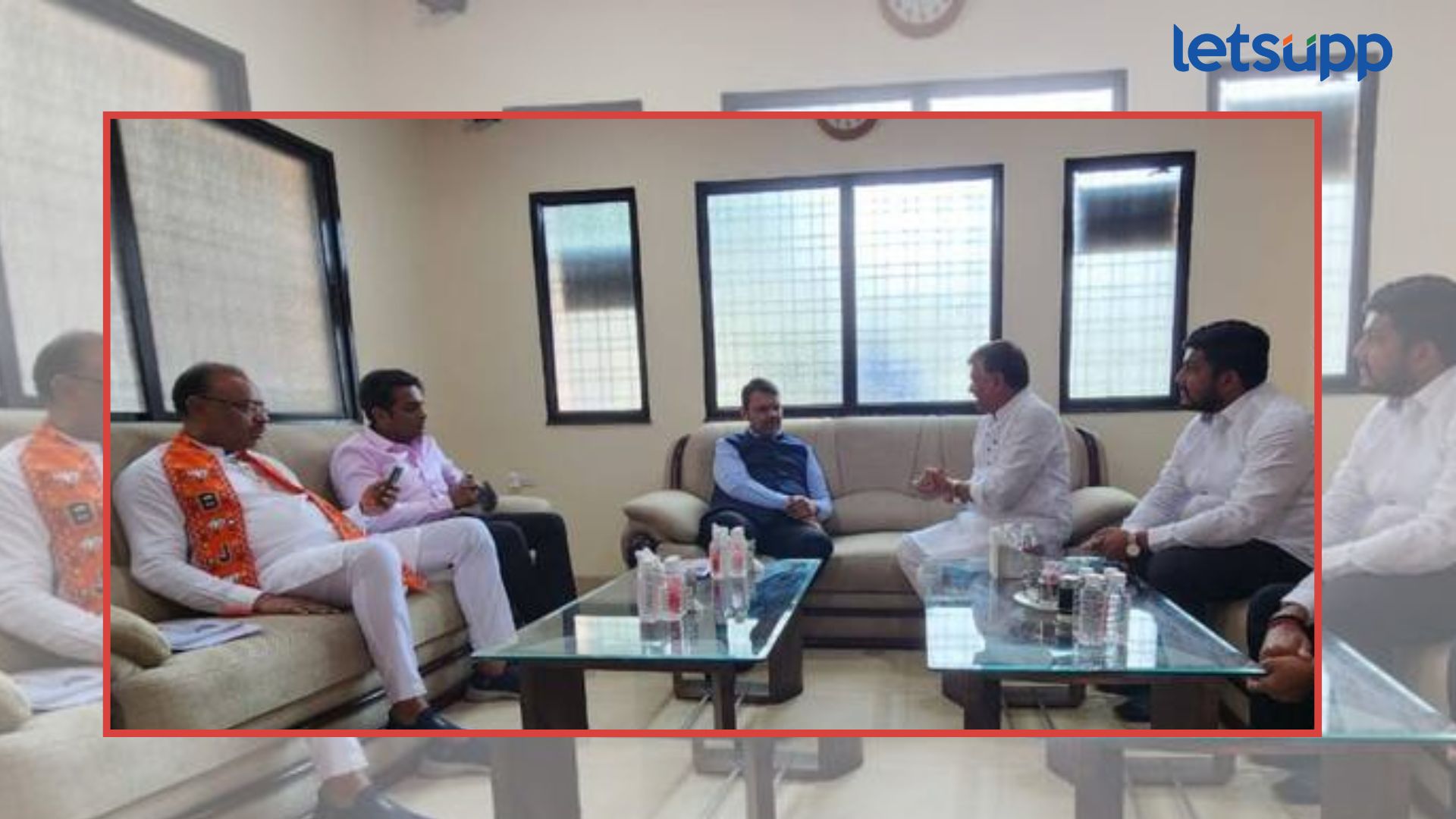 पुण्यात काँग्रेसला मोठा धक्का : लोकसभेचं तिकीट नाकारलेले आबा बागुल फडणवीसांच्या भेटीला Aba Bagul