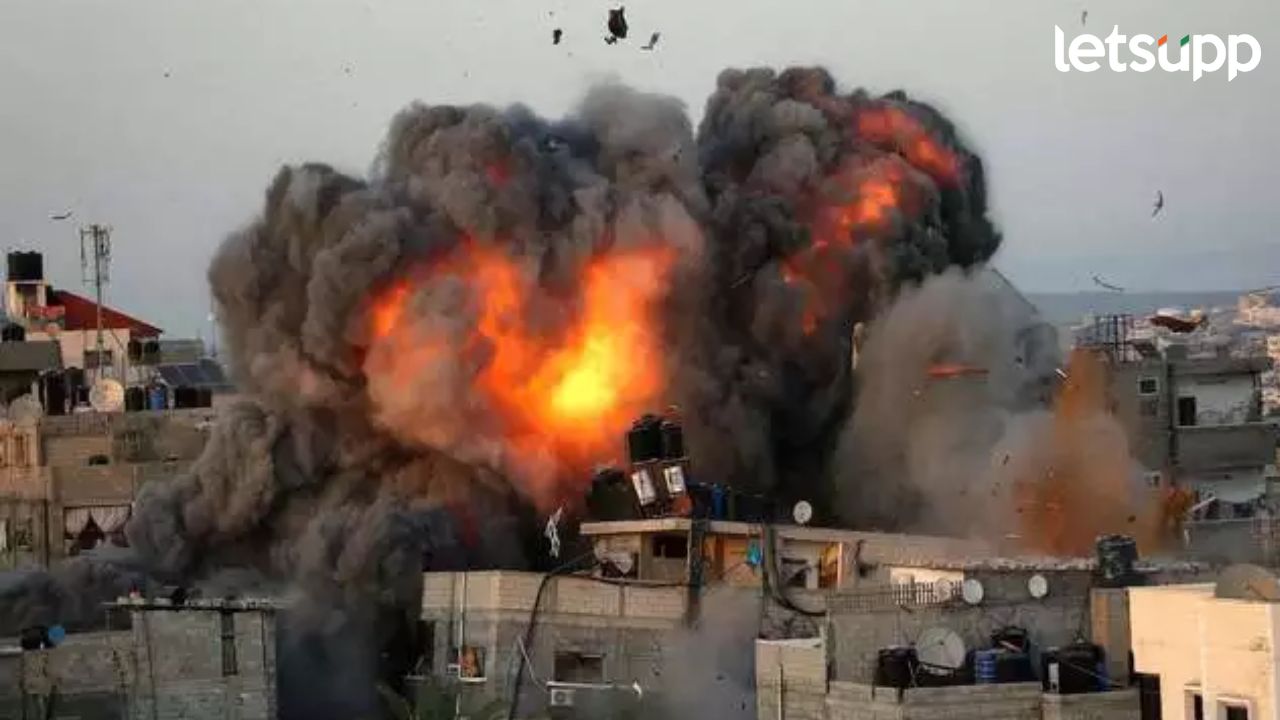Israel attack on Gaza : गाझावर इस्त्रायलचे पुन्हा हल्ले, राफा शहरातवर केलेल्या हल्ल्यात 18 ठार