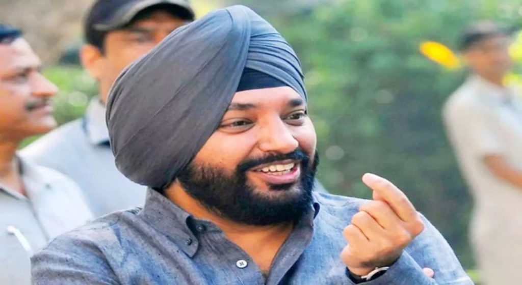 आप-काँग्रेसची दोस्ती खटकली! प्रदेशाध्याने थेट राजीनामाच दिला; दिल्लीत काँग्रेसला जबर दणका