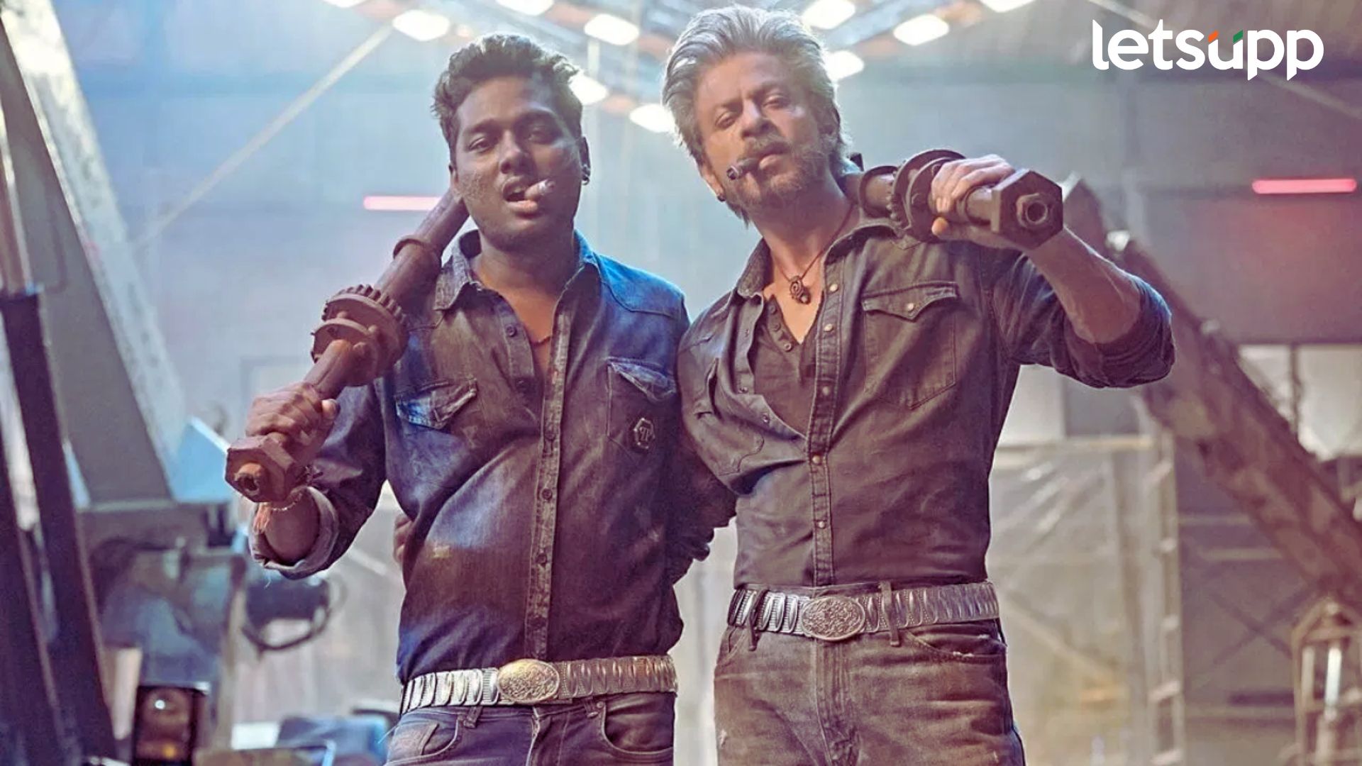 Atlee: अल्लू अर्जुनसोबत पुढील चित्रपटासाठी दिग्दर्शक अॅटलीला मिळणार ‘इतके’ मानधन Atlee: अल्लू अर्जुनसोबत पुढील चित्रपटासाठी दिग्दर्शक अॅटलीला मिळणार ‘इतके’ मानधन