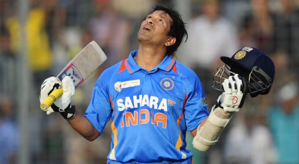 Sachin Tendulkar : सचिनचे 5 महारेकॉर्ड अजूनही अभेद्य; फक्त 'या' दोन खेळाडूंनी दिलीय टक्कर