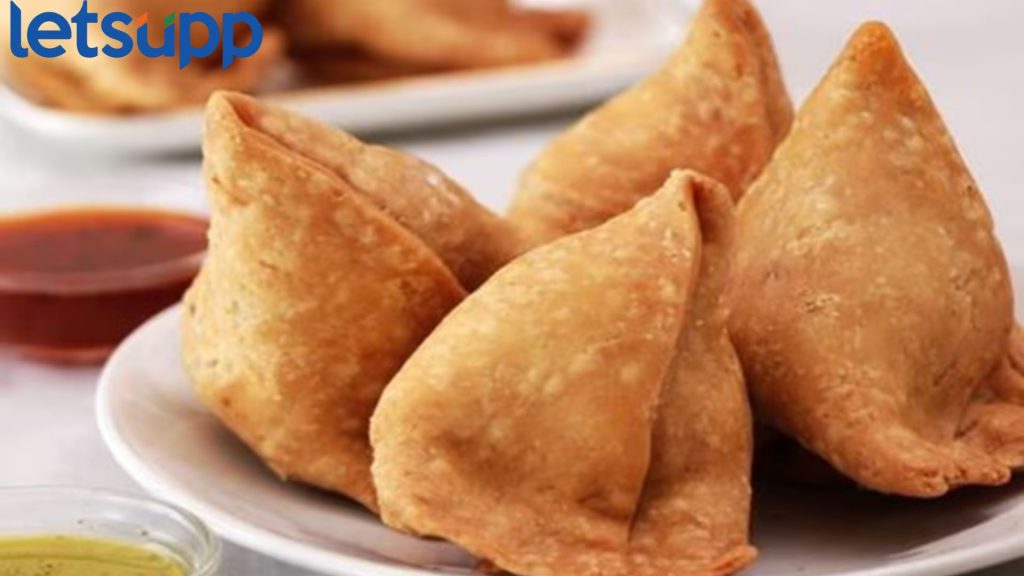 Pimpari Chinchwad News : पुण्यात किळसवाणा प्रकार! समोस्यात भरले कंडोम अन् दगड; 5 जणांवर गुन्हा दाखल