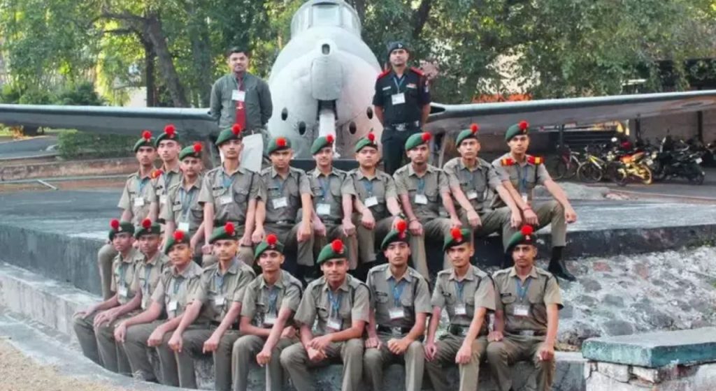 आता शाळा पॉलिटिक्स! सैनिक शाळांची धुरा RSS च्या हाती, 'माकपा'चा आरोप; केंद्रानेही दिलं खरमरीत उत्तर