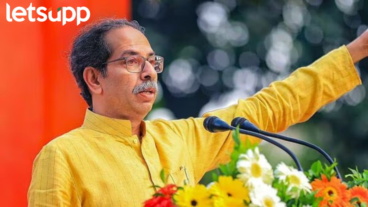 नकली शिवसेना असायला काय ती तुमची डिग्री आहे का? ठाकरेंचा मोदी, शाहांवर जोरदार पलटवार तुमच्या गाडीमध्ये अस्सल भाजपवाले किती ? नकली शिवसेनेवरून ठाकरेंचा मोदी, शाहांना जोरदार पलटवार