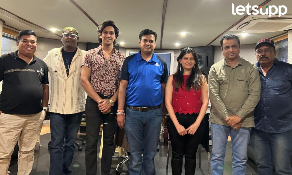 Ashtpadi संगीतमय त्रिकोणी प्रेमकथा 'अष्टपदी' ची घोषणा; चित्रपटाच्या नावाचं प्रेक्षकांना कुतूहल